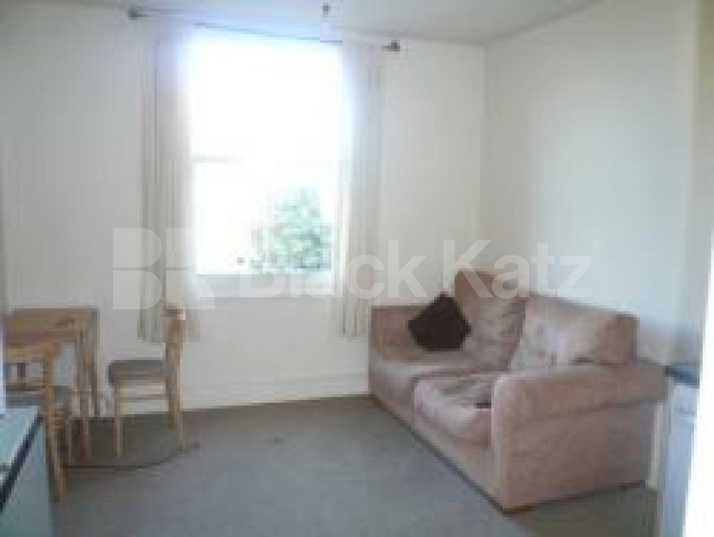 			1 Bedroom, 1 bath, 1 reception Flat			 Coppetts Road, MUSWELL HILL